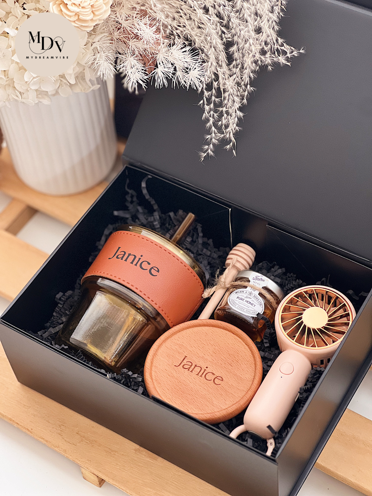 [For HIM/HER GIFT SET] : The Honey Breeze Box
